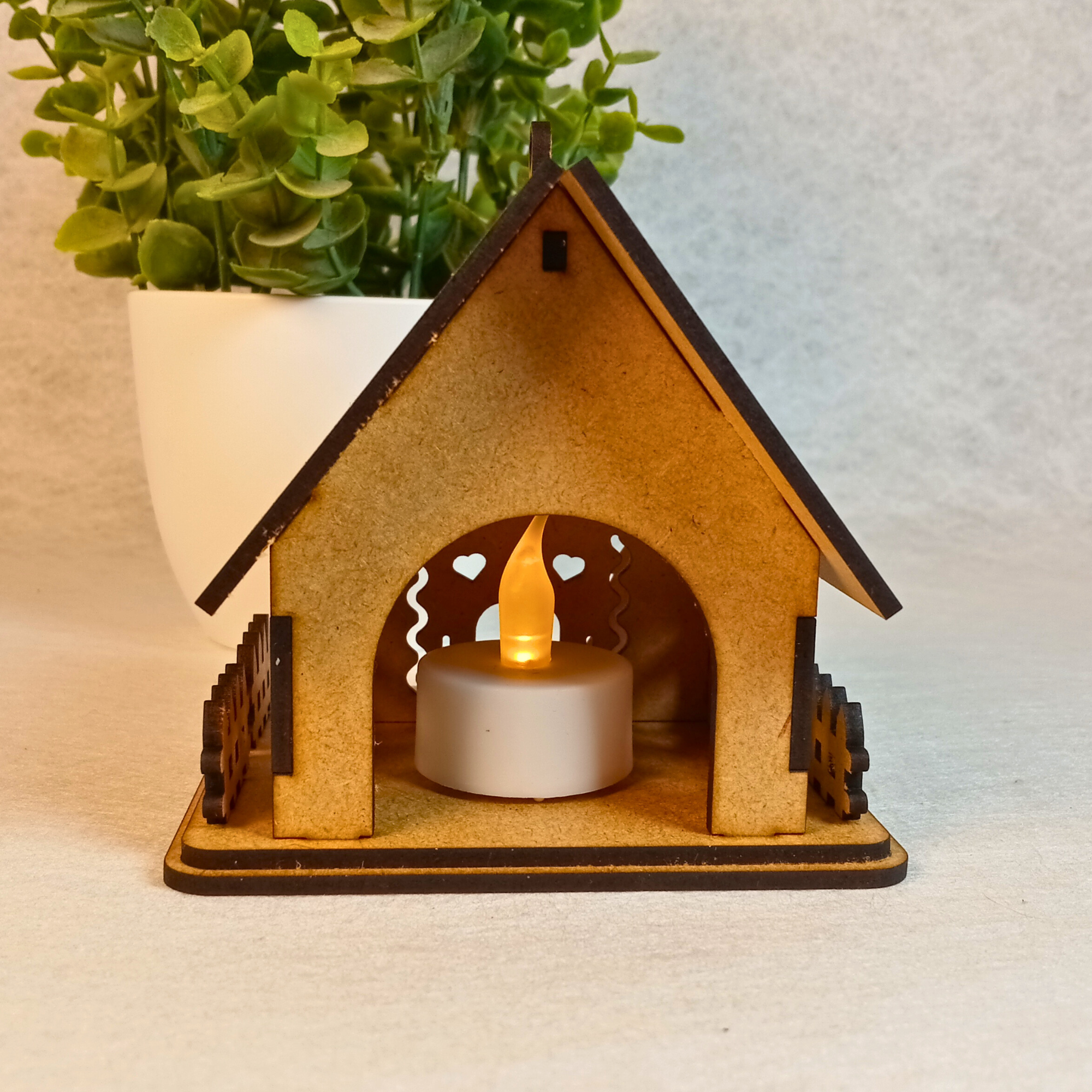 Chalet de Noël lumineux en bois, Bougie LED incluse
