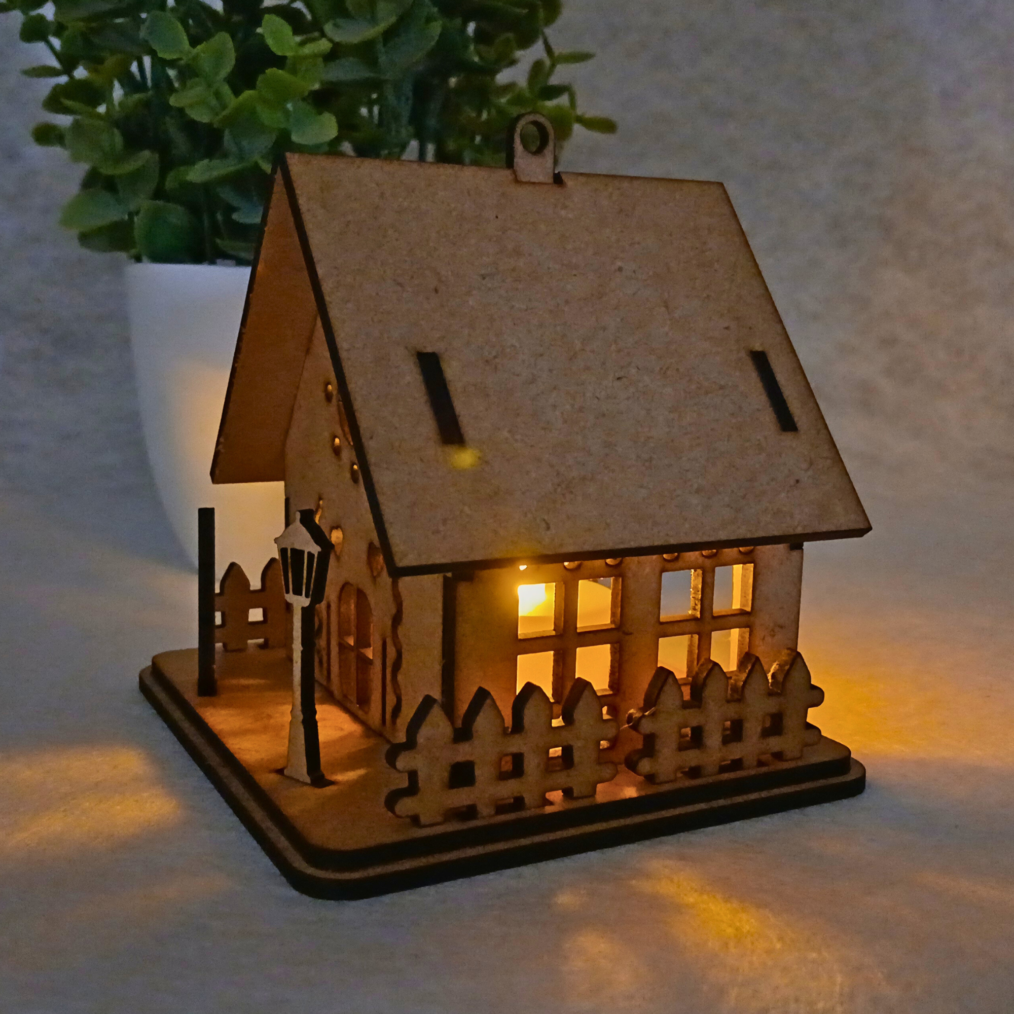 Chalet de Noël lumineux en bois, Bougie LED incluse