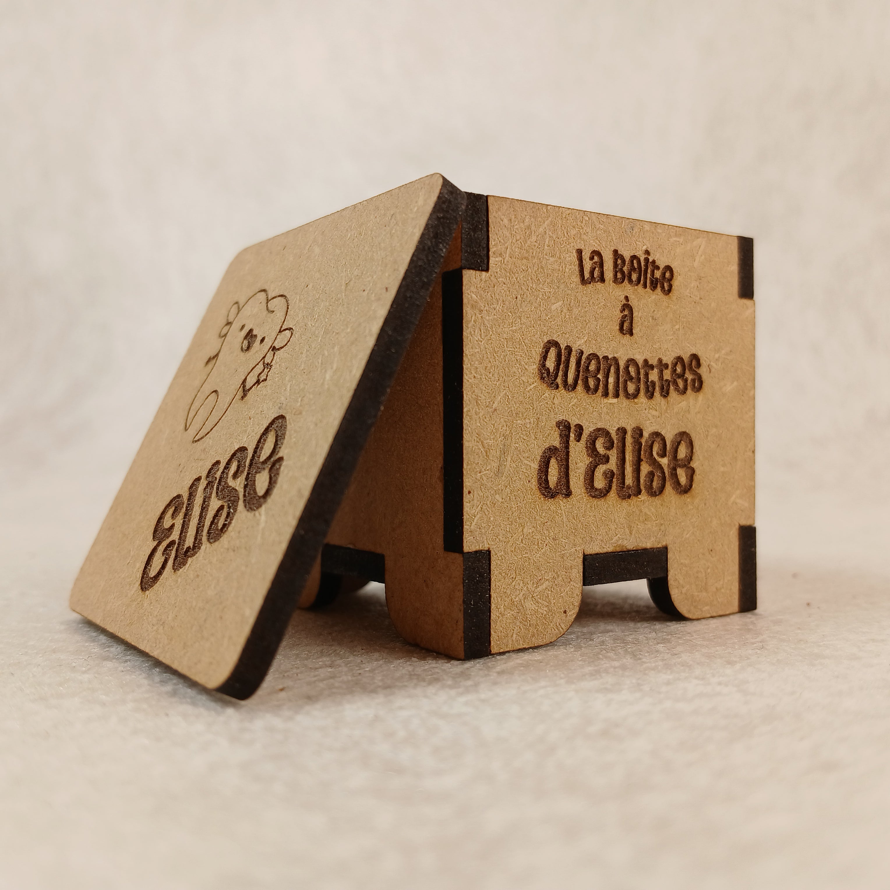 Boîte à quenottes personnalisée