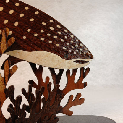 Baleine-Lagon — Diorama corail & baleine