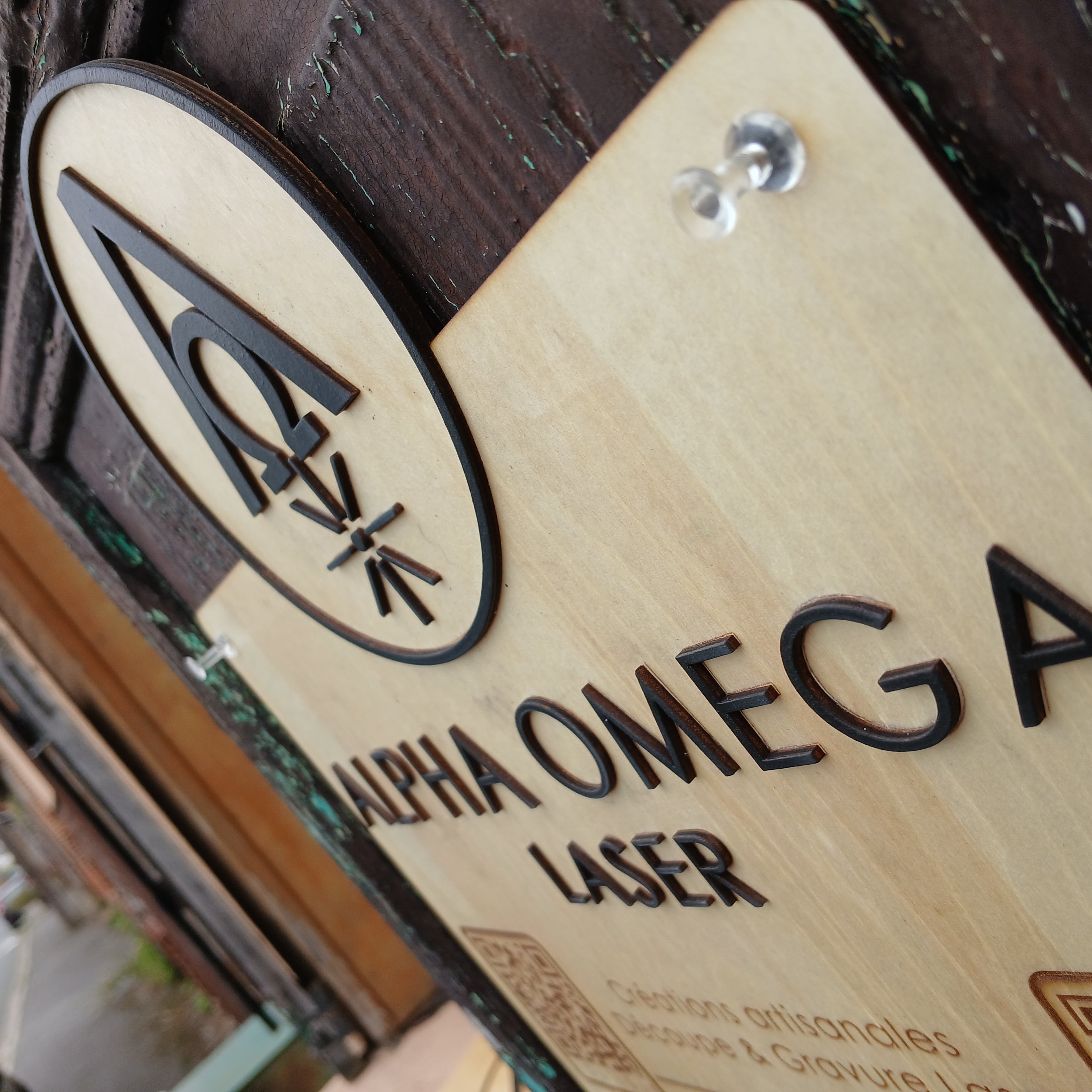 Plaque artisanale personnalisée (Sur devis)