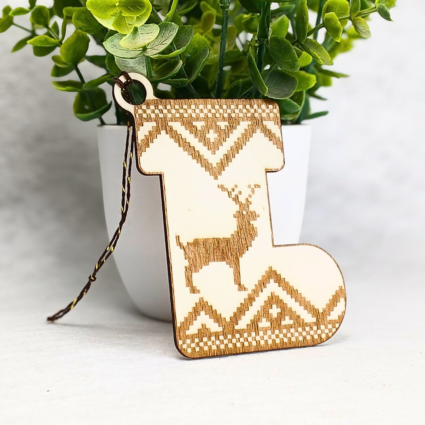 Décoration Noël Effet Tricot en Bois – Collection Artisanale et Personnalisable