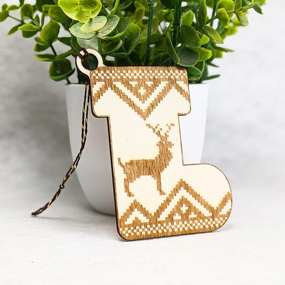 Décoration Noël Effet Tricot en Bois – Collection Artisanale et Personnalisable