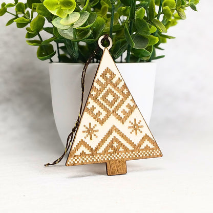 Décoration Noël Effet Tricot en Bois – Collection Artisanale et Personnalisable