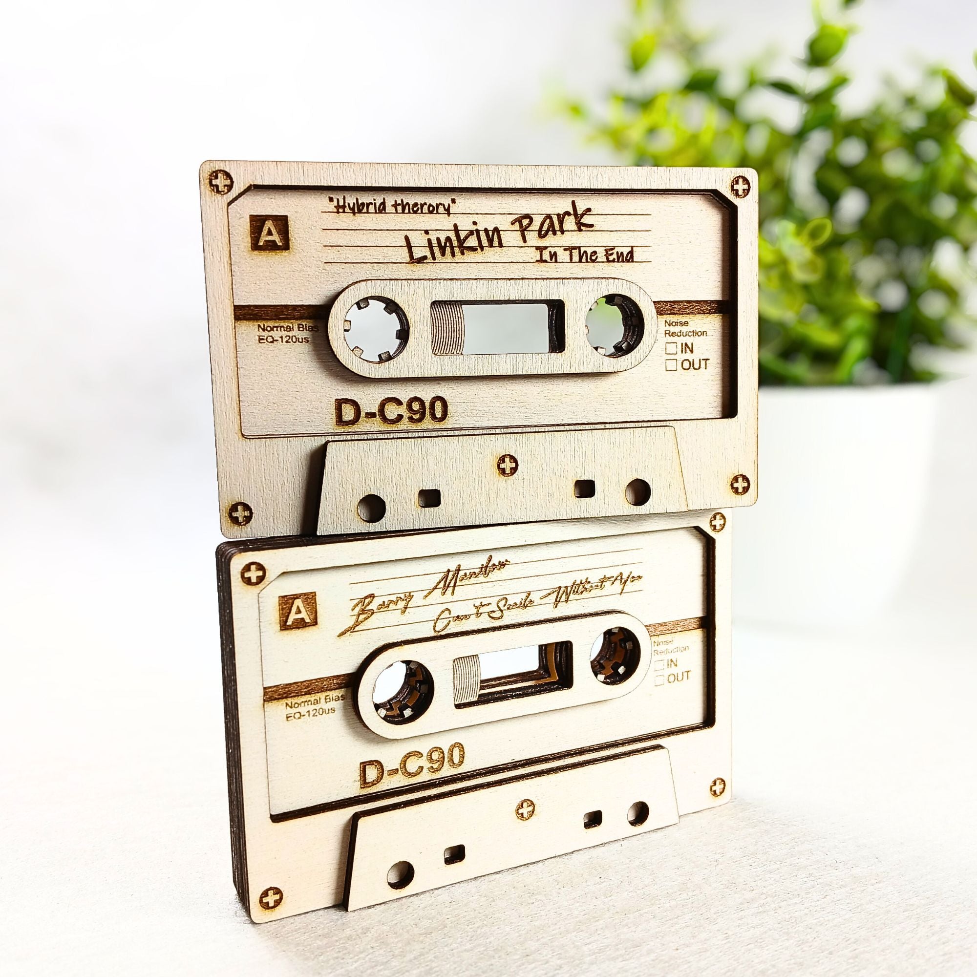 Cassette en bois personnalisée, Gravure laser sur mesure