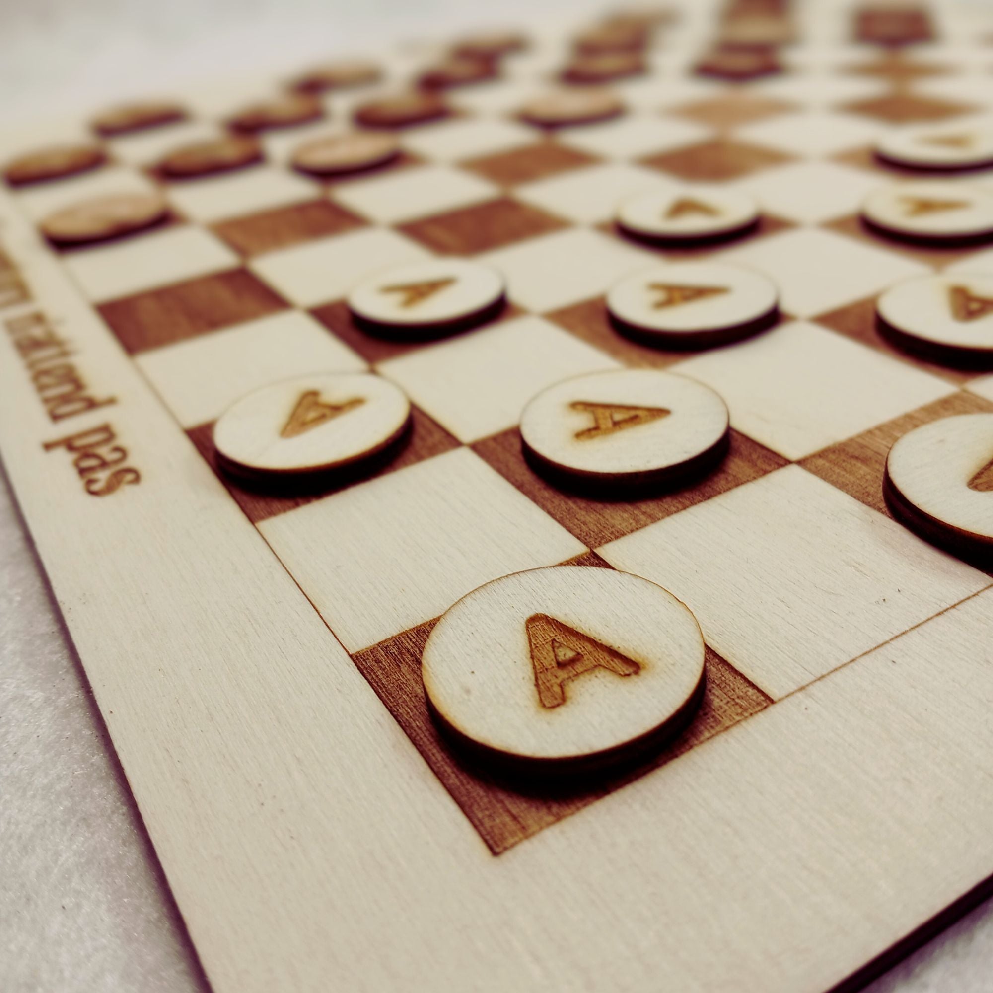 Jeu de Dames "L'Aventure n'attend pas"