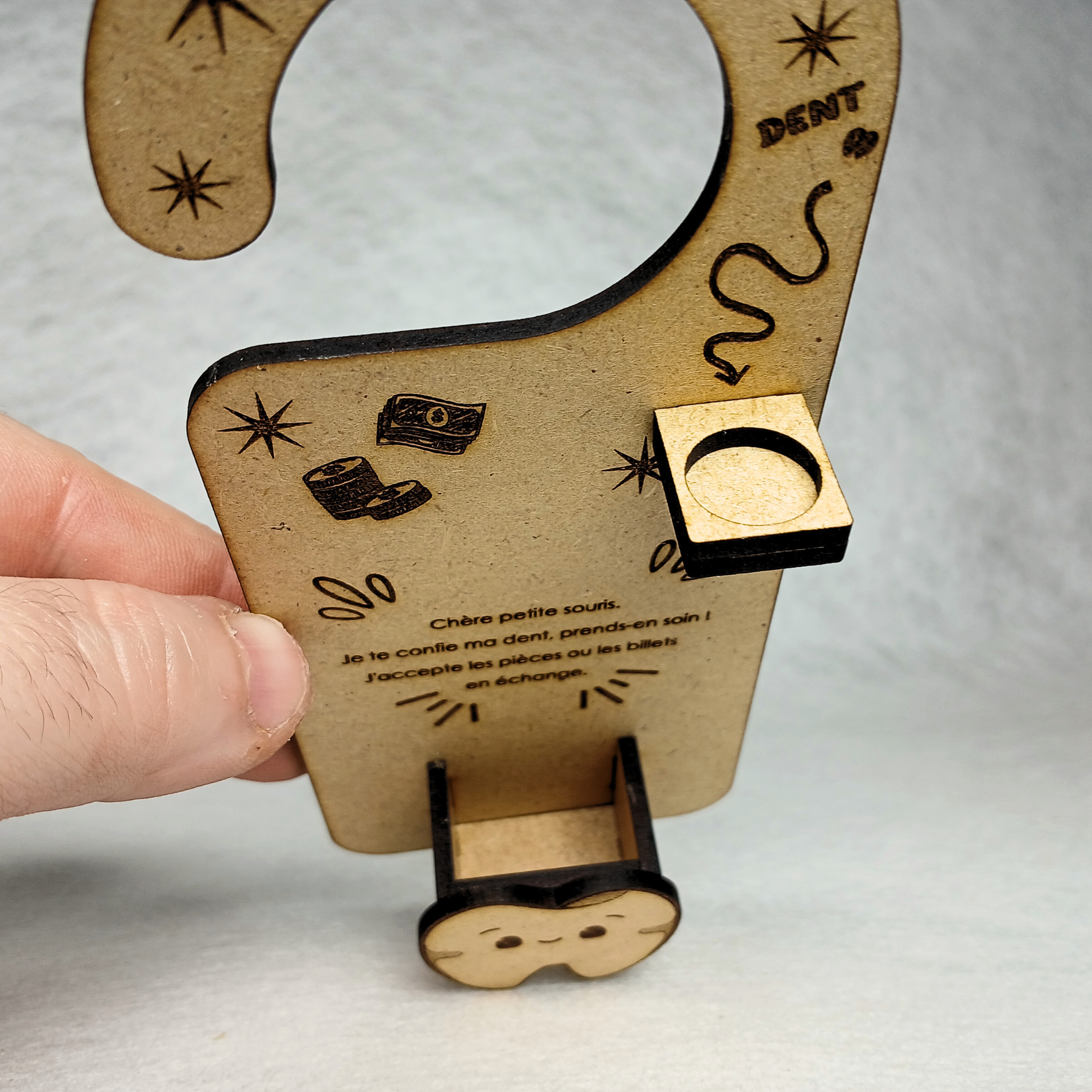 Support “Petite souris” avec boîte à quenotte