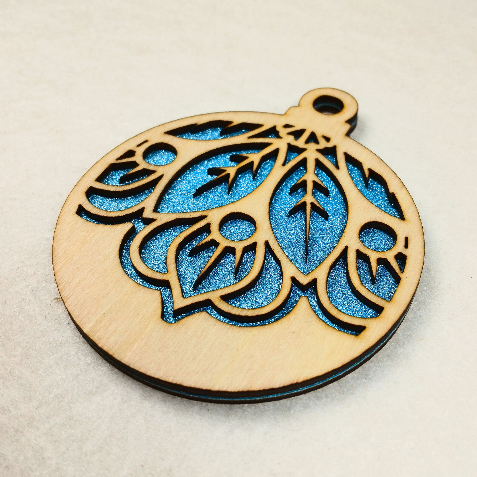 Boules de Noël personnalisées en bois édition limité