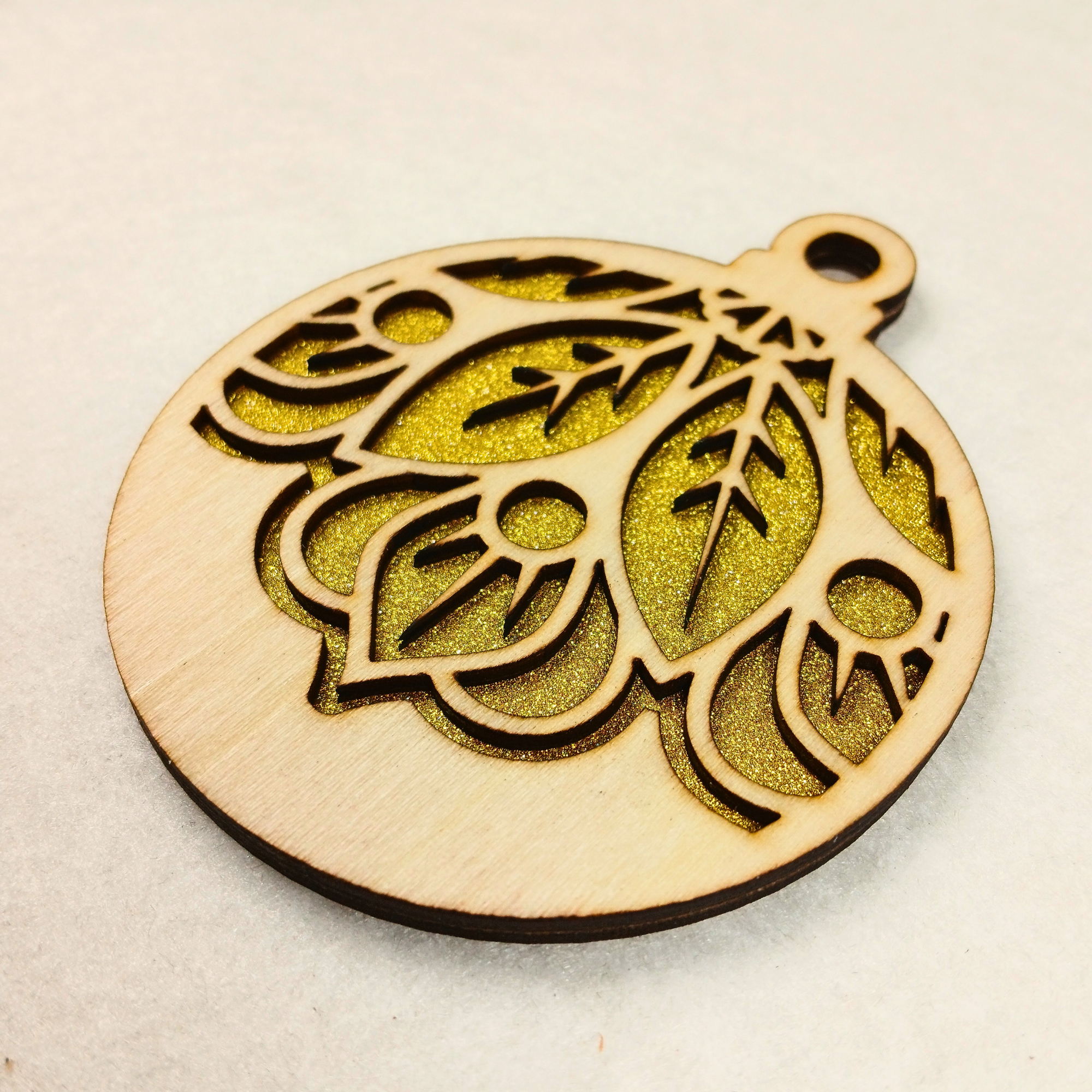 Boules de Noël personnalisées en bois édition limité